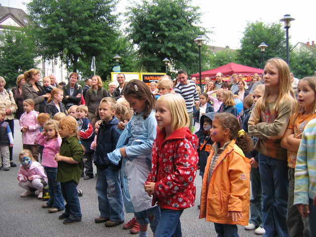 gal/2007/2007 Ruettenscheider Kinderfest/2007 Saitentwist Ruettenscheider Kinderfest 1.9. 243.jpg